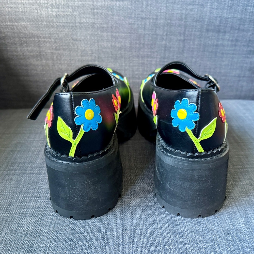 Delia’s Floral Black Platform Shoes Sz 8 - Picture 8 of 10